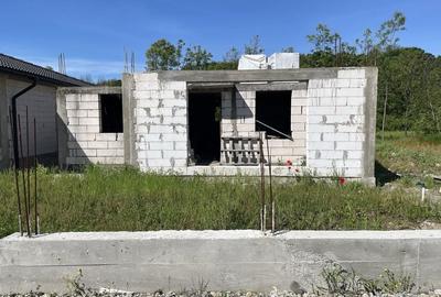 Casă cu 3 camere în Exterior Vest - 1
