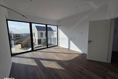 Casă cu 5 camere cu Teren 300 Mp în Tineretului - 2