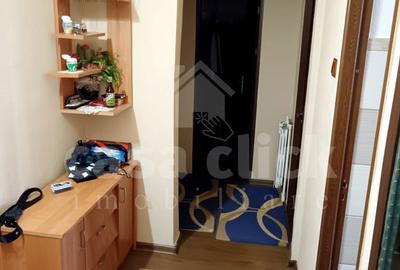 Apartament cu 2 camere decomandat în Micro 17 - 5