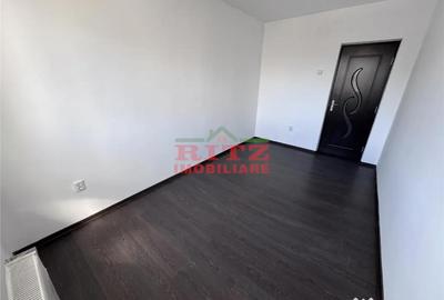 Apartament cu 4 camere decomandat în Zahana - 13