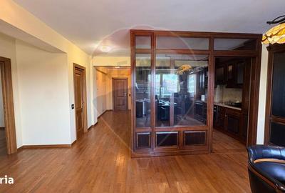 Apartament cu 3 camere în Central - 7