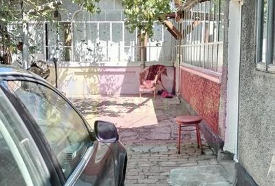 Branesti / IF - casa batraneasca din caramida cu teren de... - 15