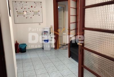 Apartament cu 3 camere decomandat în Tineretului - 5