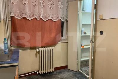 Apartament de vanzare, 2 camere, 48 mp, zona Cantemir - 1