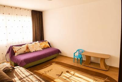 Apartament cu 3 camere decomandat în Sud - 2