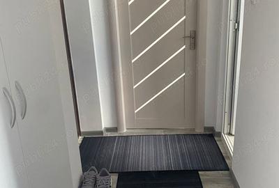 Apartament cu 2 camere semidecomandat în Central - 1