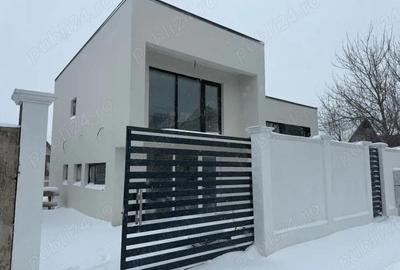 Casă cu 4 camere în Central - 3