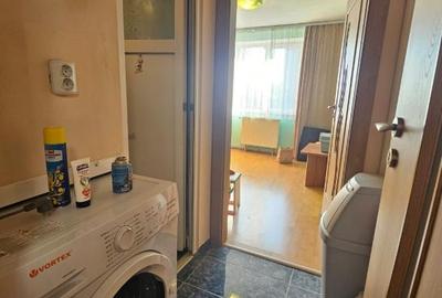 Apartament 3 camere circular, etaj intermediar Calea Bucuresti - 15