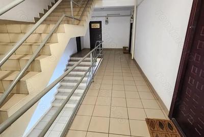 Vand apartament cu 2 camere comision 0 - 10