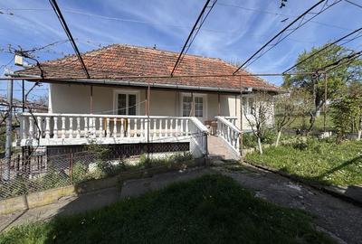 Casă cu 4 camere în Beznea - 6