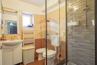 Apartament cu 3 camere decomandat în Triaj - 6