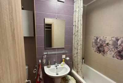 Apartament cu 2 camere decomandat, mobilat în Tractorul - 7