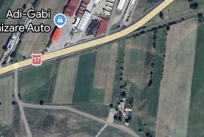 Teren de 3310 mp, în Central