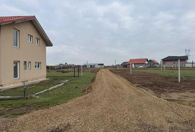 Spațiu comercial, în Leș - 3