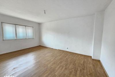 Apartament cu 3 camere decomandat în Central - 3