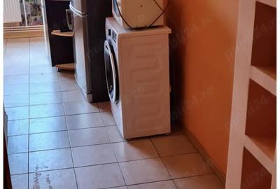 Inchiriez apartament 1 camera in apropiere de liceul Cerna si Pia?a Mare - 4