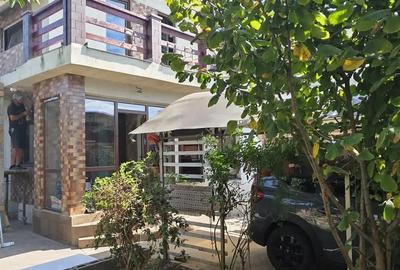 Casă cu 5 camere în Central - 1