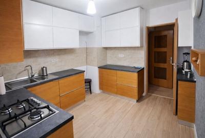 Apartament cu 4 camere decomandat, mobilat în Apărătorii Patriei - 7