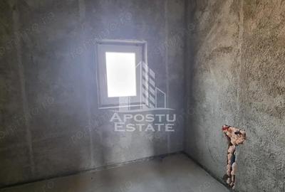 Casă cu 4 camere cu Teren 300 Mp în Giarmata