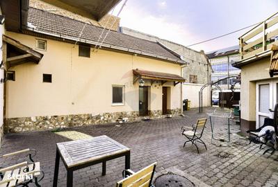 Spațiu comercial, de 304 mp, în Central - 13