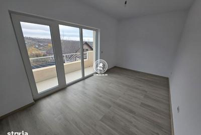 Casă cu 5 camere cu Teren 560 Mp în Rediu - 3
