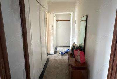 Apartament cu 3 camere semidecomandat în Central - 3
