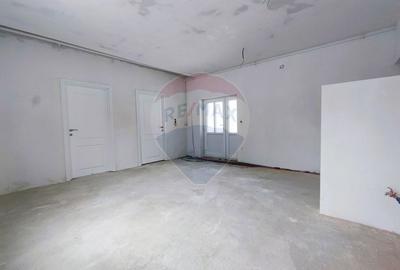 Apartament cu 3 camere decomandat în Terezian - 4