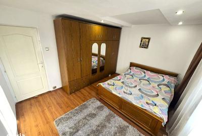 Apartament cu 3 camere decomandat în Micro 17 - 2
