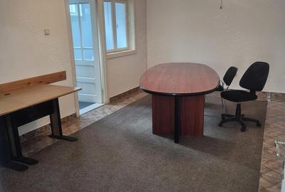 Casă cu 9 camere cu Teren 103 Mp în Ultracentral - 3