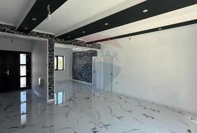 Casă cu 4 camere cu Teren 411 Mp în Est - 4