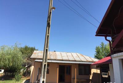 Casă cu 3 camere cu Teren 4500 Mp în Uda - 2