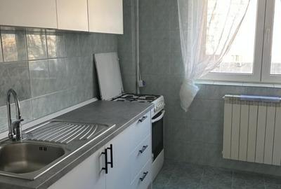 Apartament cu 2 camere semidecomandat, mobilat în Polonă - 10