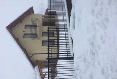 Casă cu 3 camere în Cutca - 1