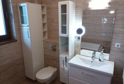 PF ofer spre inchiriere Apartament 3 cam in cart. Europa - 5