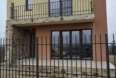 Casă cu 4 camere în Odăile - 16