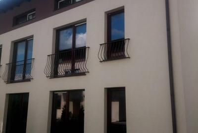 Triplex 5 camere in Europa, 119 mp utili, teren 220 mp - 5