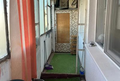 Garsoniera Campia Liberta?ii de inchiriat - 6