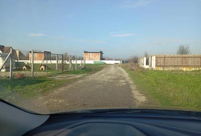 Teren de 600 mp, în Slătioara - 3