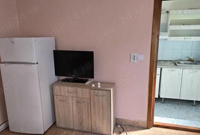 Inchiriez garsoniera - 6