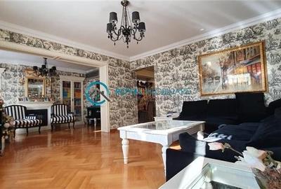 Casă individuală cu 8 camere în Ultracentral
