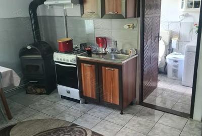 Casă cu 3 camere în Feleac - 1