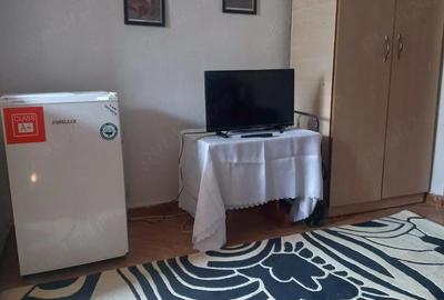 Apartament cu 2 camere decomandat în Republicii