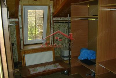 Casă cu Teren 1746 Mp în Cornu - 3