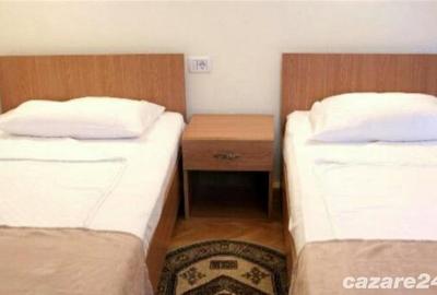 Apartament cu 3 camere în Central - 1