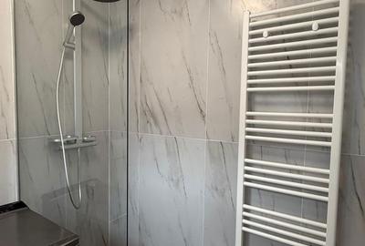 Apartament cu 3 camere decomandat în Cornișa - 7
