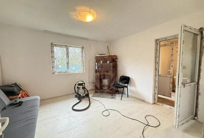 Casă cu 5 camere cu Teren 5500 Mp în Dărmănești - 2