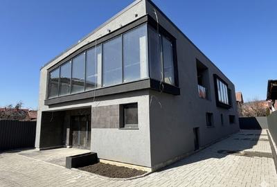 Spațiu comercial, de 162 mp, în Florești - 2