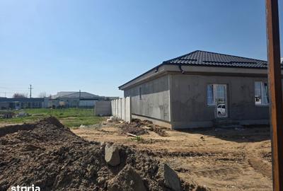 Casă cu 3 camere decomandat cu Teren 394 Mp în Central - 8