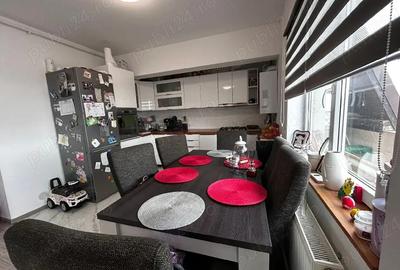 Apartament cu 3 camere semidecomandat în Jucu - 3
