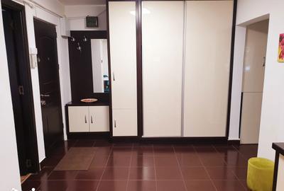Apartament cu 2 camere decomandat în 1 Mai - 7